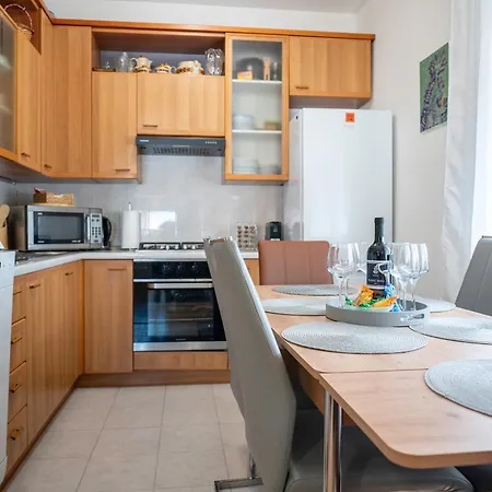 Arija Apartment